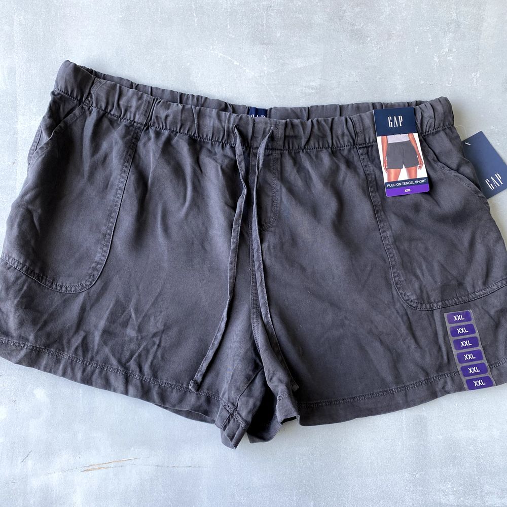 Gap Shorts Womens XXL Gray Pull on Gray Tencel Elastic‎ NEW
